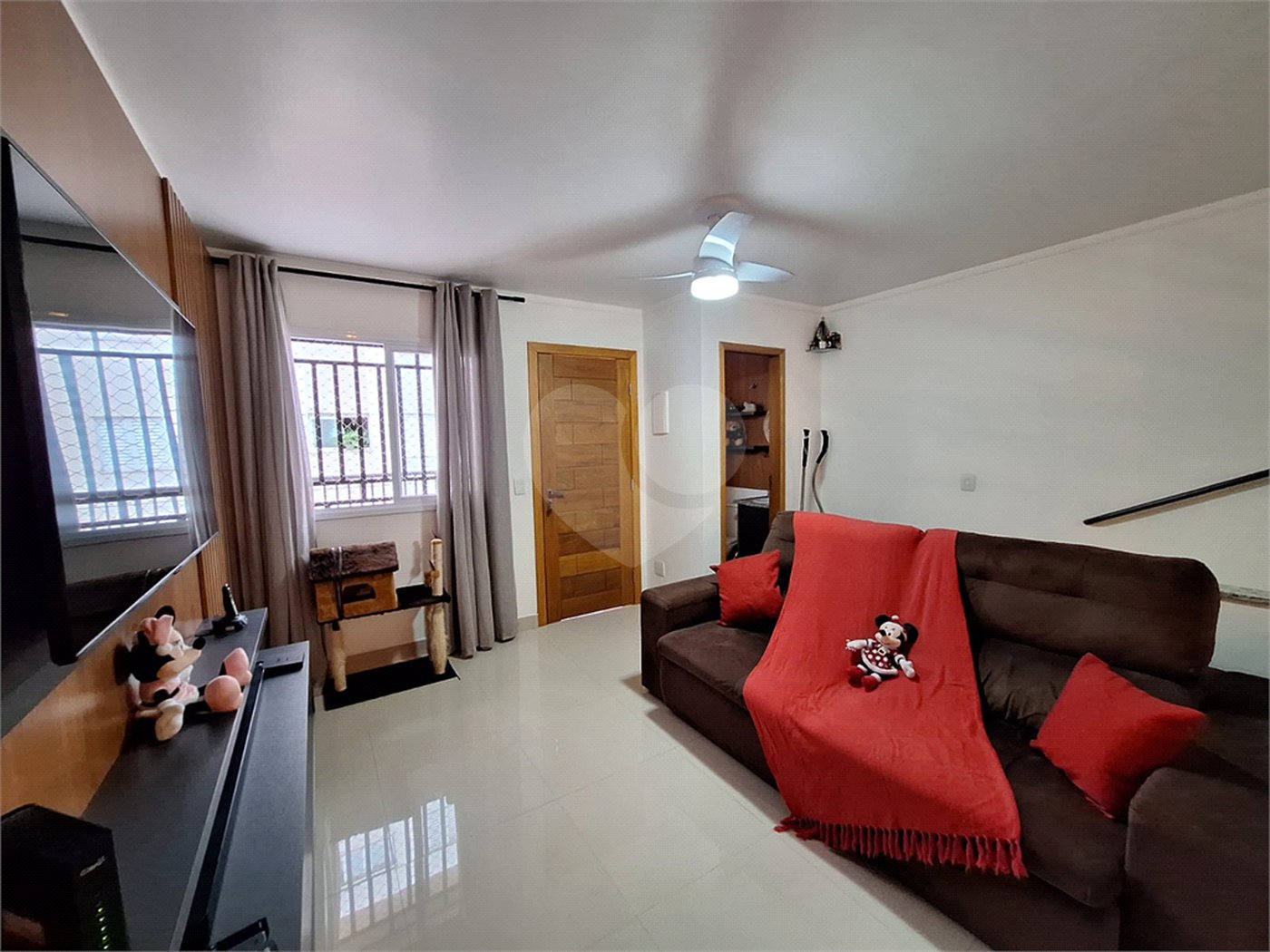 Casa à venda com 3 quartos, sendo 1 suíte, no condomínio Res San Raphael, São Paulo - SP
