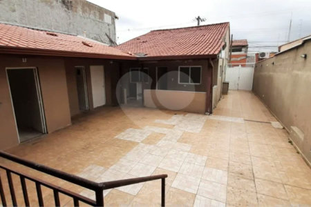 Casa Térrea à venda com 3 quartos no Centro, Vinhedo, SP
