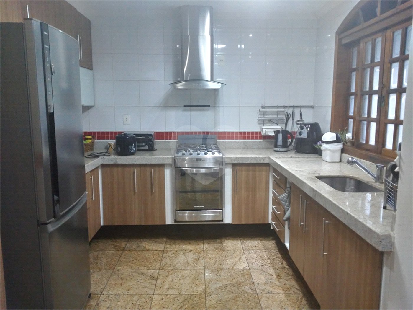 Sobrado à venda com 3 quartos, sendo 1 suíte, em Vila Albertina, São Paulo, SP