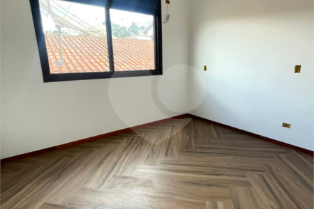 Casa à venda com 3 quartos, sendo 1 suíte, em Jardim Tapajós, Atibaia, SP