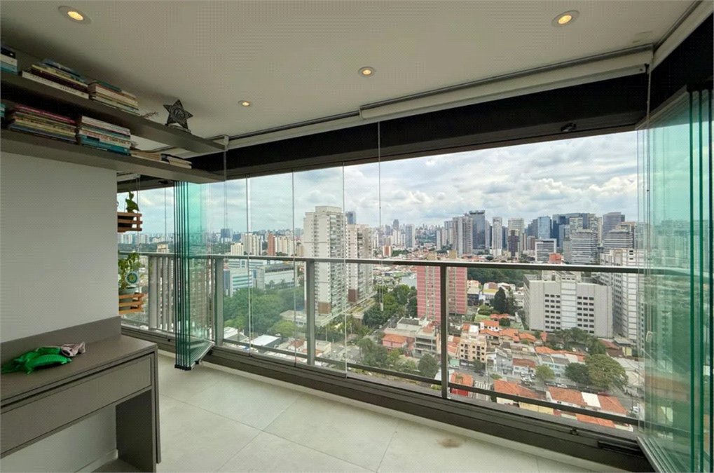 Apartamento à venda com 3 suítes em Santo Amaro, São Paulo, SP