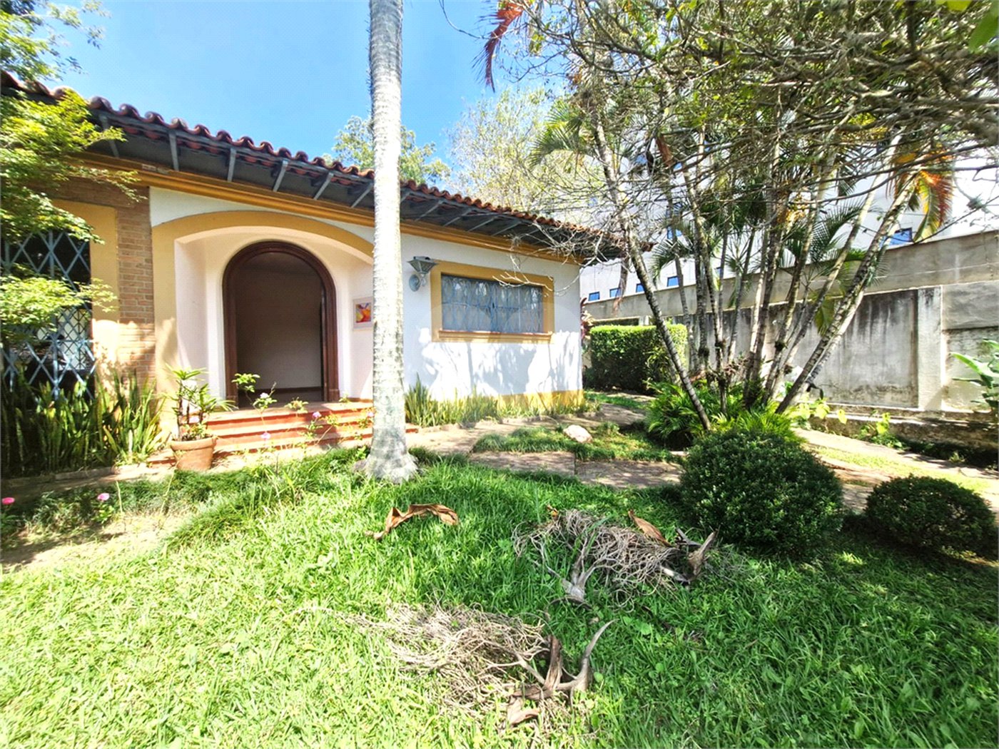 Casa Térrea à venda com 5 quartos em Jardim Petrópolis, São Paulo, SP