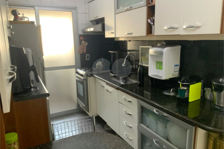 Apartamento à venda com 3 quartos, sendo 1 suíte, em Perdizes, São Paulo, SP