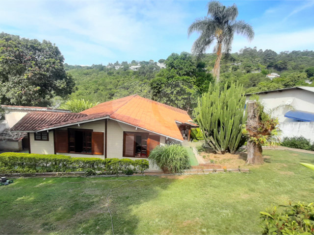 Casa Térrea à venda com 3 quartos, sendo 1 suíte,  em Serra da Cantareira, Mairiporã, SP