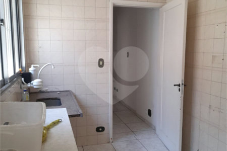 Sobrado à venda com 3 quartos, sendo 1 suíte, em Vila Mariana, São Paulo, SP