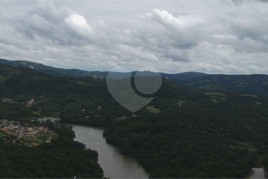 Casa à venda com 4 suítes no condomínio Loteamento Haras El Passo, Mairiporã - SP