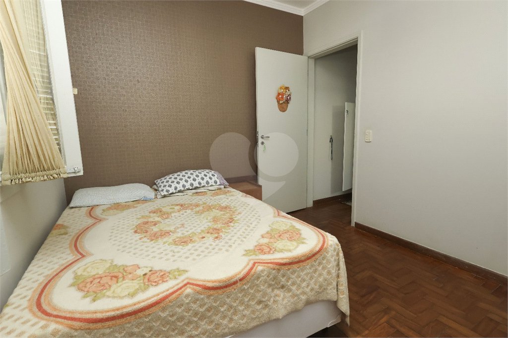 Casa à venda com 4 quartos, sendo 1 suíte, em Chácara Santo Antônio, São Paulo, SP
