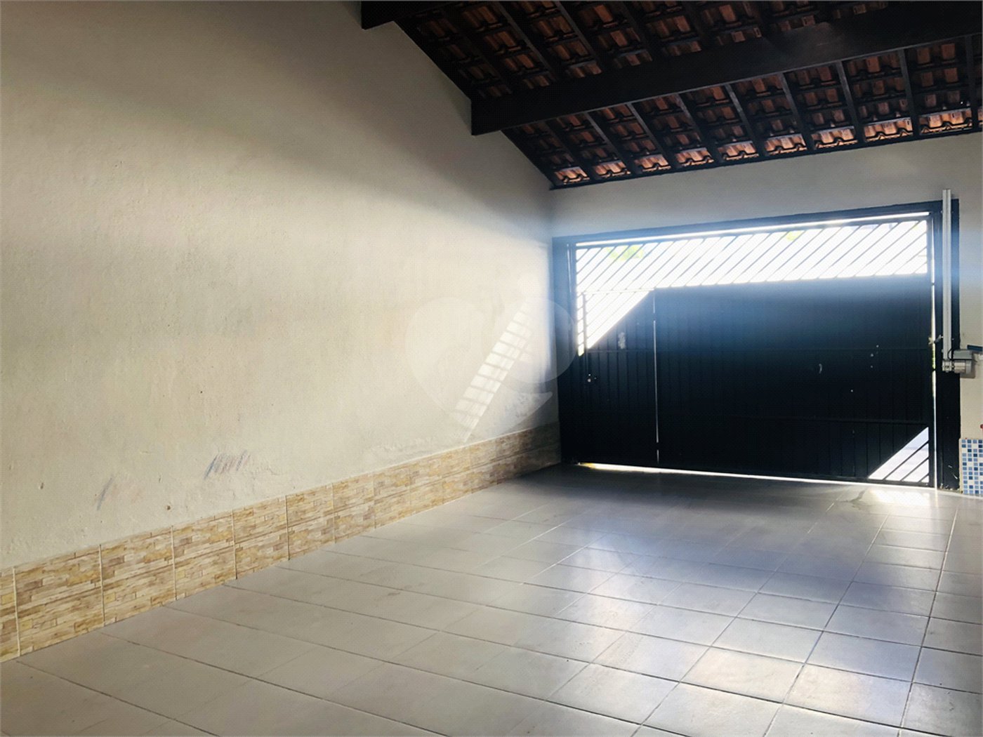 Casa à venda com 3 quartos, sendo 1 suíte, em Vila Suissa, Mogi das Cruzes, SP