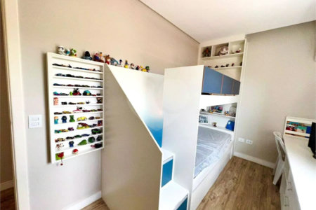 Sobrado à venda com 3 quartos, sendo 1 suíte,  em Residencial Jardim Nathália, Sorocaba, SP
