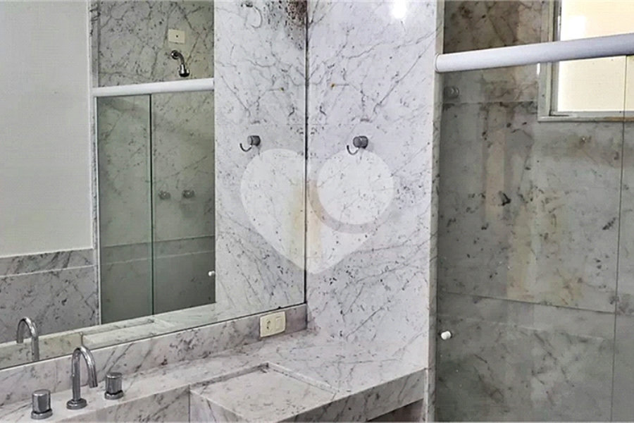 Casa à venda com 4 suítes no condomínio Alpes da Cantareira, Mairiporã - SP