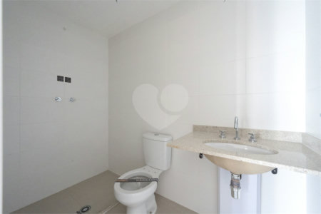 Apartamento à venda com 3 suítes em Vila Clementino, São Paulo, SP