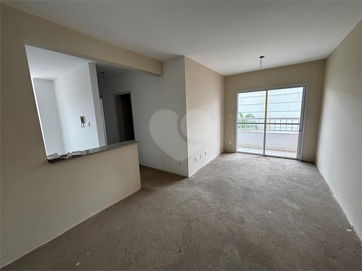 Apartamento à venda com 2 quartos em Guaraú, Salto, SP