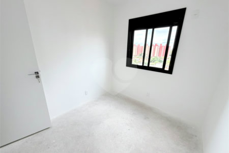 Apartamento à venda com 3 quartos, sendo 1 suíte, em Vila Caminho do Mar, São Bernardo do Campo, SP