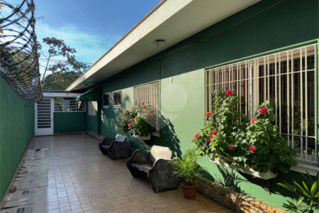 Casa à venda com 6 quartos, sendo 2 suítes, em Lapa, São Paulo, SP