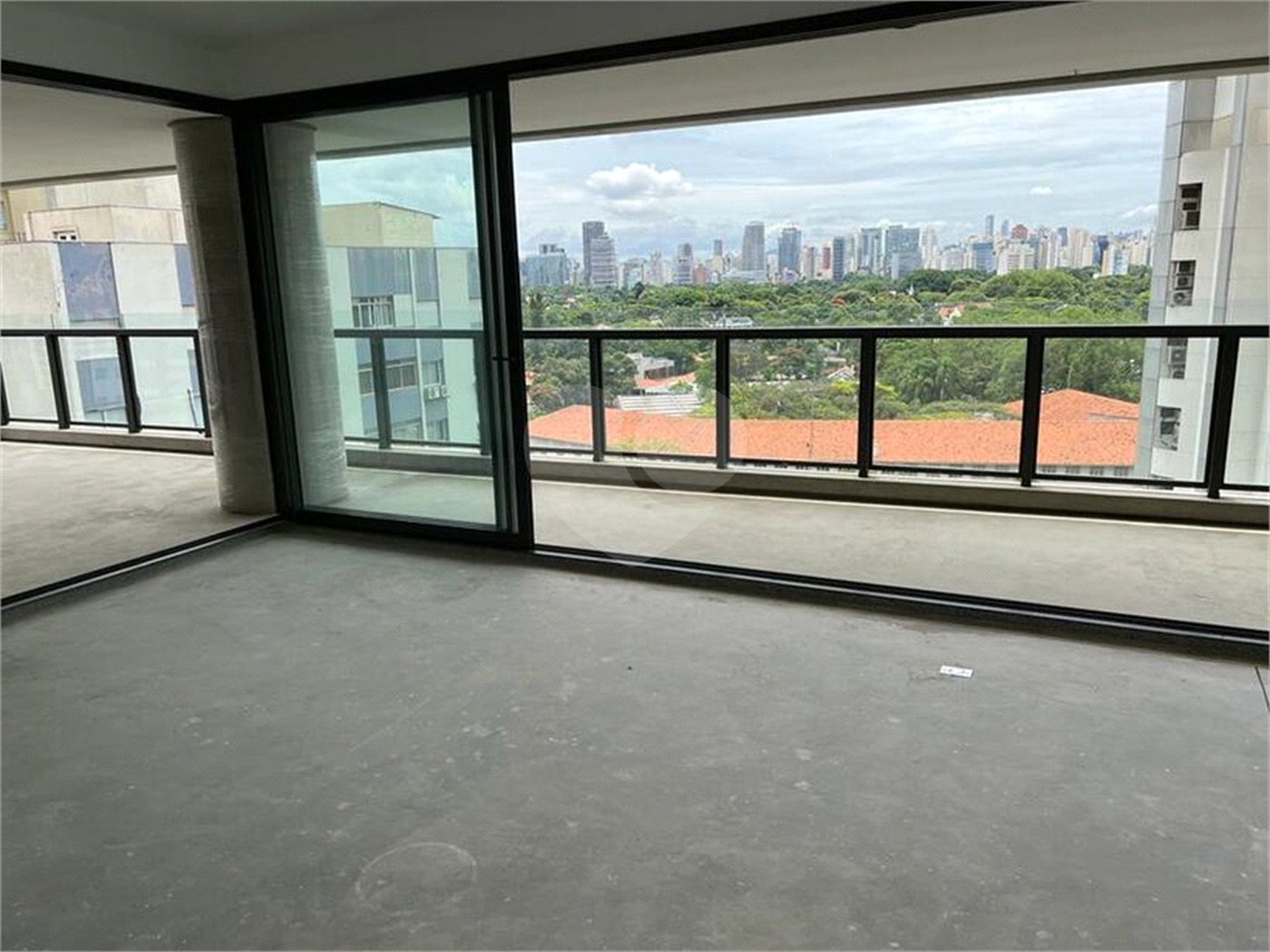 Apartamento à venda com 3 suítes em Itaim Bibi, São Paulo, SP