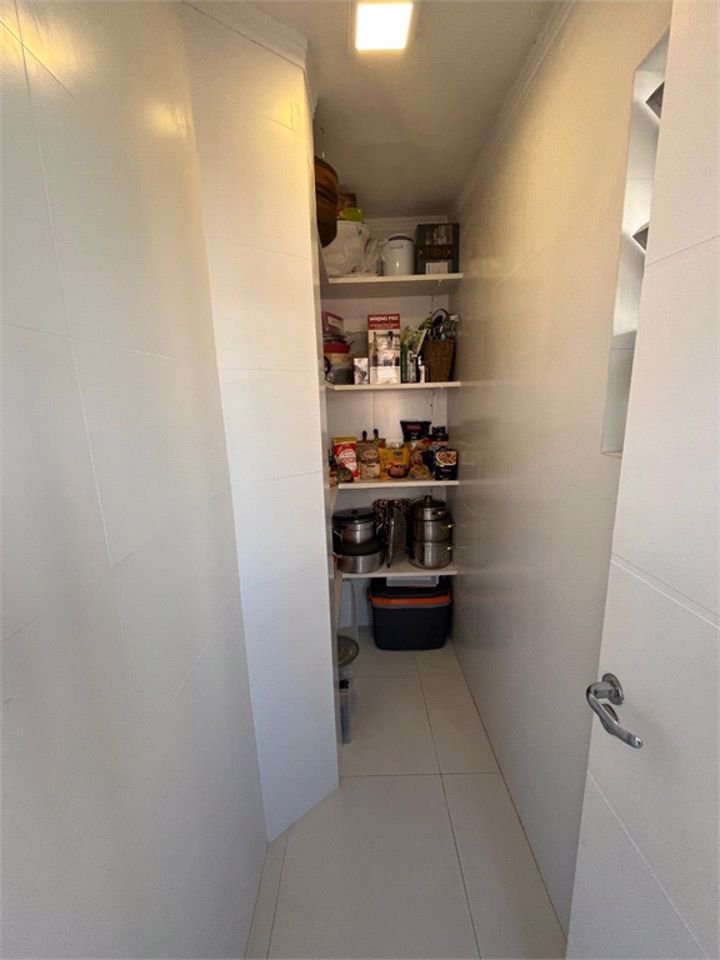 Apartamento Residencial à venda, Gonzaga, Santos - AP0199.