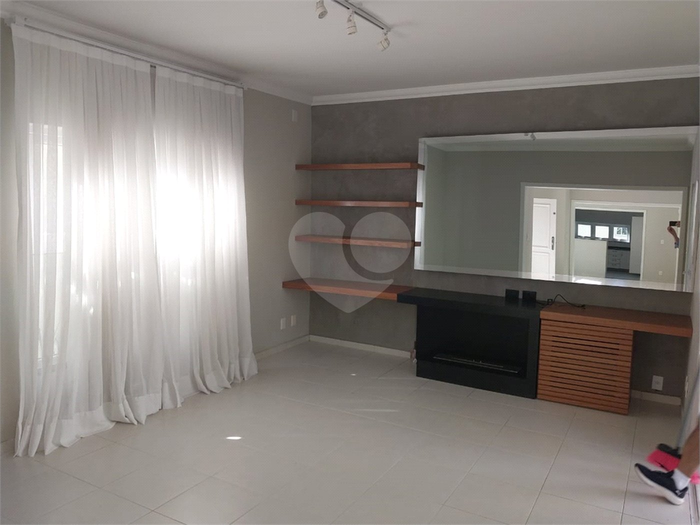 Casa à venda com 4 suítes em Vila Oliveira, Mogi das Cruzes, SP