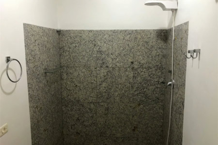 Casa Térrea à venda com 4 quartos, sendo 2 suítes,  em Jardim das Bandeiras, São Paulo, SP