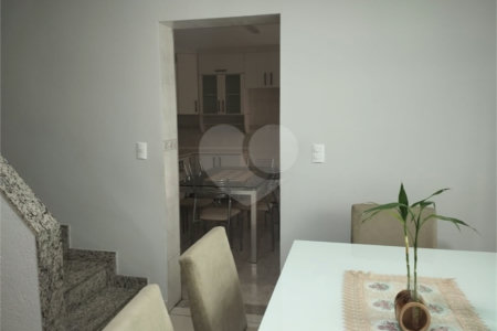Sobrado à venda com 2 quartos em Vila Medeiros, São Paulo, SP