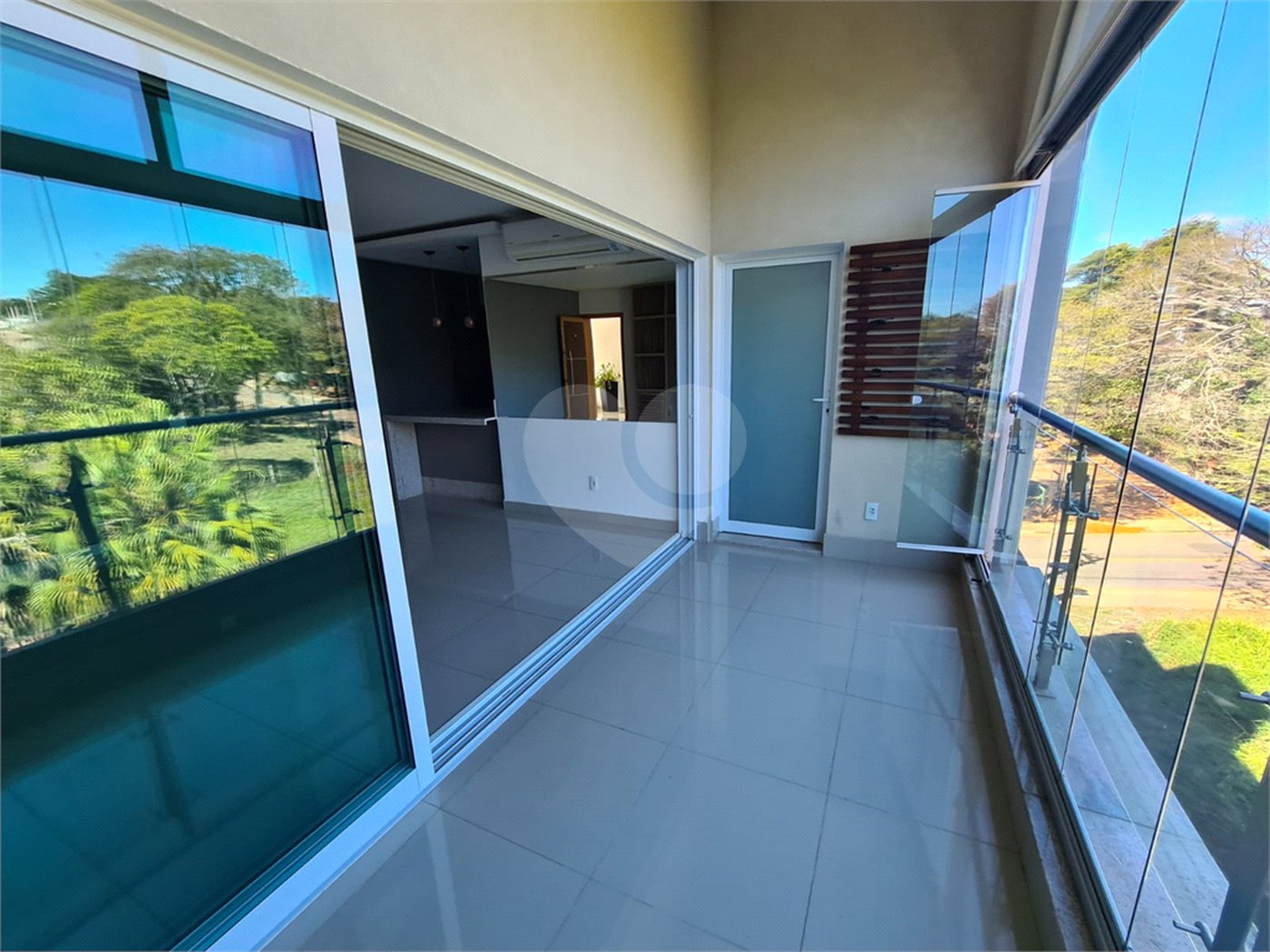Apartamento à venda com 3 quartos, sendo 1 suíte, em Pinheirinho, Vinhedo, SP