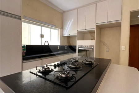 Casa à venda com 3 quartos, sendo 1 suíte, em Jardim dos Colibris, Indaiatuba, SP