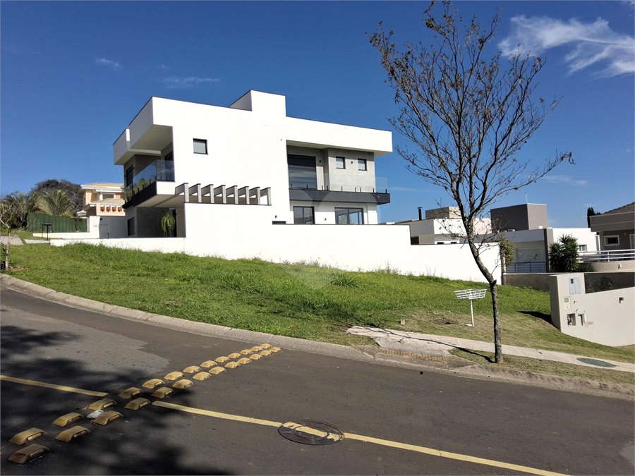 Terreno à venda em Parque das Quaresmeiras, Campinas, SP