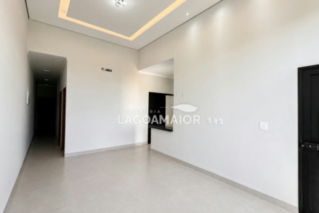Casa à venda com 3 quartos, sendo 1 suíte,  em Jardim dos Ipês, Três Lagoas, MS