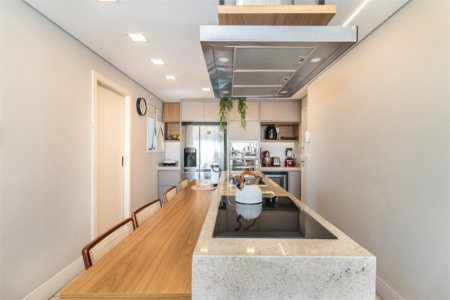 Apartamento à venda com 3 quartos, sendo 2 suítes, em Vila Romana, São Paulo, SP