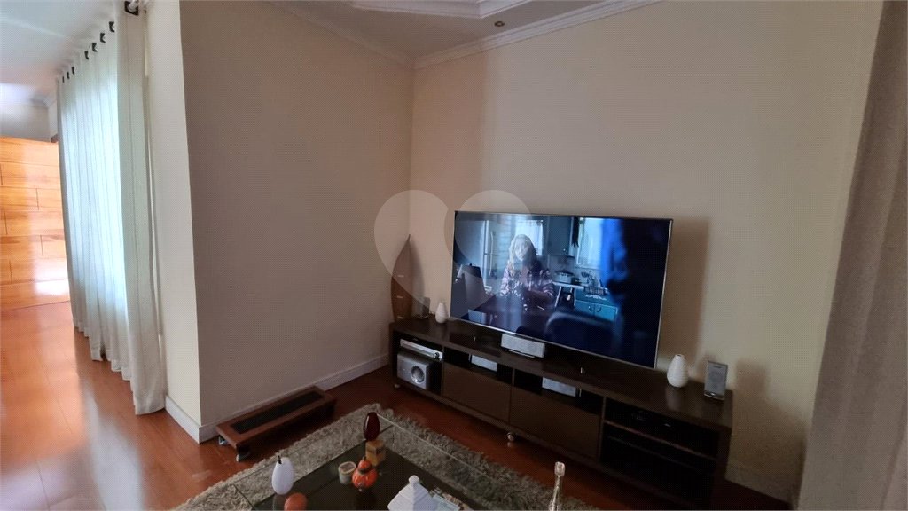 Casa à venda com 3 suítes em Jardim Trussardi, São Paulo, SP