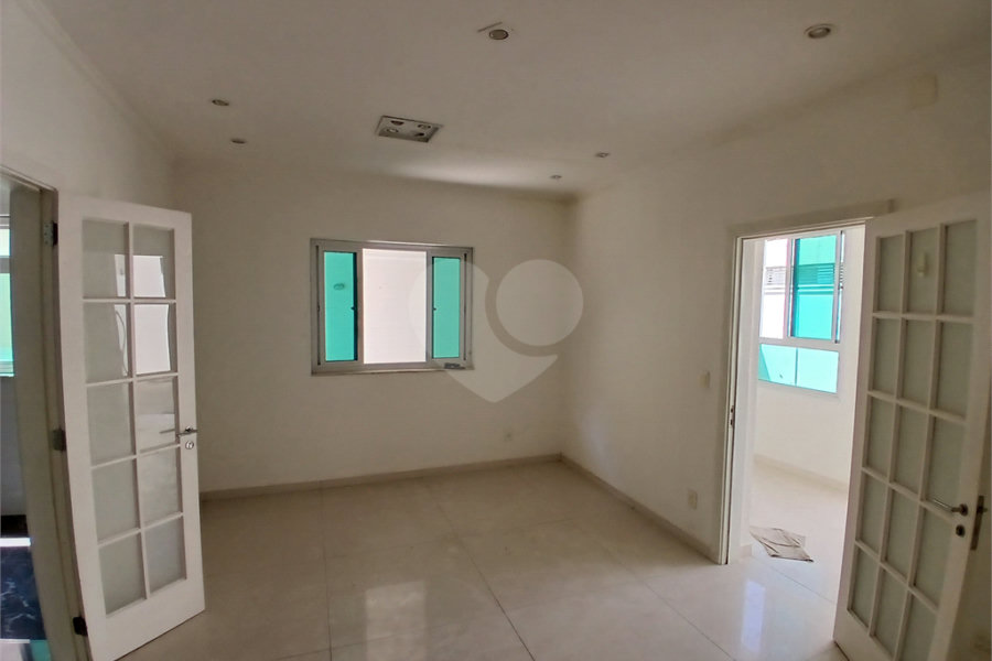Sobrado à venda com 3 quartos, sendo 1 suíte, em Santana, São Paulo, SP