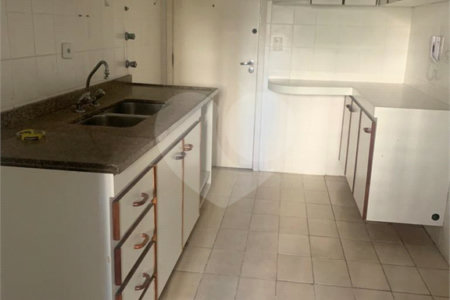 Apartamento para alugar com 3 quartos, sendo 1 suíte, em Cidade Monções, São Paulo, SP