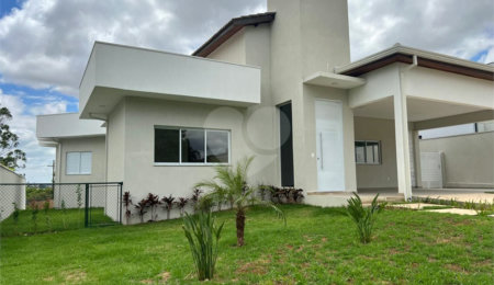 Casa à venda com 3 suítes no condomínio Palmeiras Imperiais, Salto - SP