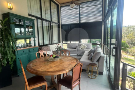 Casa à venda com 3 suítes no condomínio Campo de Toscana, Vinhedo - SP