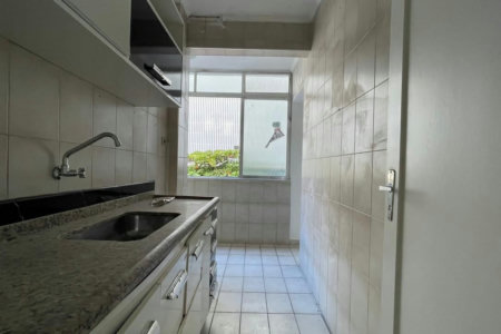 Apartamento com 2 dormitórios à venda, 73 m² por R$ 490.000,00 - Gonzaga - Santos/SP