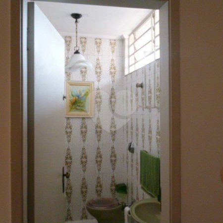 Casa à venda com 5 quartos, sendo 2 suítes, em Parque Jabaquara, São Paulo, SP
