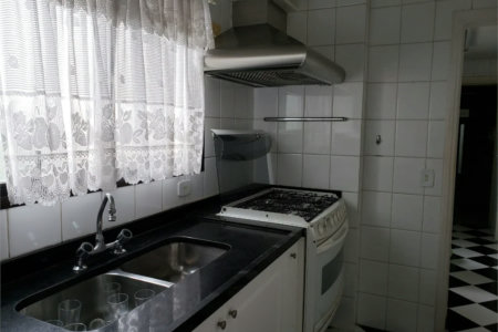 Apartamento à venda com 4 quartos, sendo 2 suítes,  em Vila Andrade, São Paulo, SP