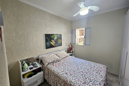 Casa à venda com 3 quartos, sendo 1 suíte,  em Conjunto Residencial Nova Bertioga, Mogi das Cruzes, SP