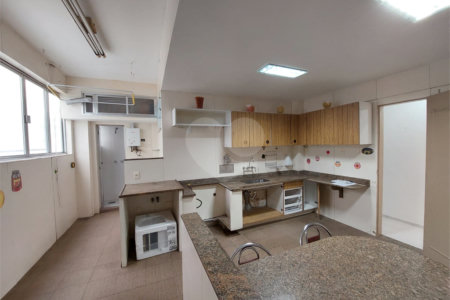 Apartamento à venda com 3 quartos, sendo 1 suíte, em Tijuca, Rio de Janeiro, RJ