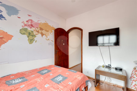 Casa de Vila à venda com 2 quartos, sendo 1 suíte, em Jardim Hípico, São Paulo, SP