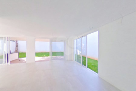 Casa à venda com 4 quartos, sendo 3 suítes,  em Jardim Marajoara, São Paulo, SP