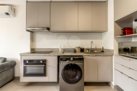 Apartamento à venda ou para alugar com 1 suíte em Jardim das Bandeiras, São Paulo, SP
