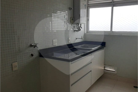 Apartamento à venda com 4 quartos, sendo 3 suítes, em Cambuci, São Paulo, SP