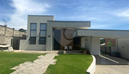 Casa à venda com 3 suítes no condomínio Terras de Santa Teresa, Itupeva - SP