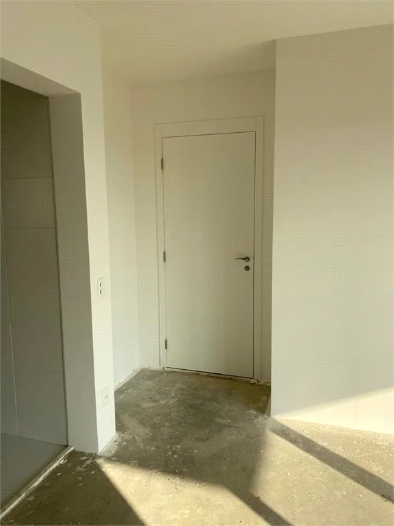 Apartamento à venda com 3 suítes em Jardim Caboré, São Paulo, SP