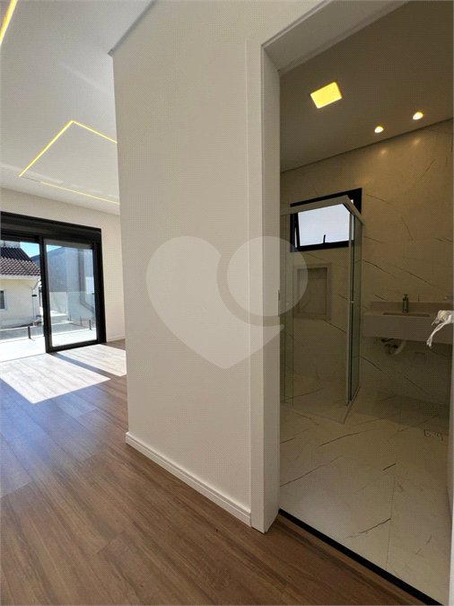 Casa à venda com 4 suítes no condomínio Residencial Mosaico da Serra, Mogi das Cruzes - SP