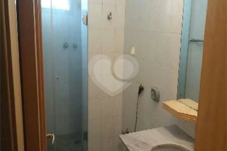 Apartamento à venda com 3 suítes em Aclimação, São Paulo, SP