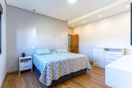 Casa à venda com 4 suítes no condomínio Residencial dos Lagos, Itupeva - SP