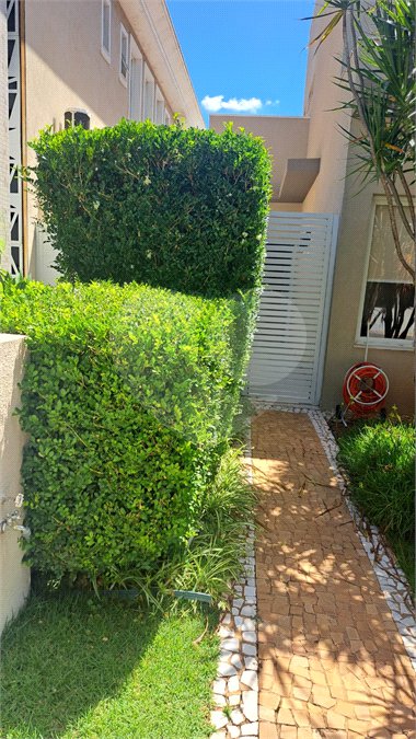 Casa à venda com 4 quartos, sendo 3 suítes,  no condomínio Res. Luzern, Campinas - SP