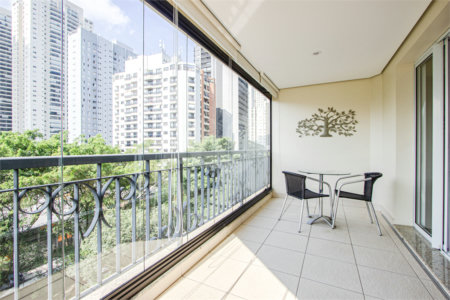 Apartamento à venda com 4 quartos, sendo 3 suítes, em Cidade Monções, São Paulo, SP