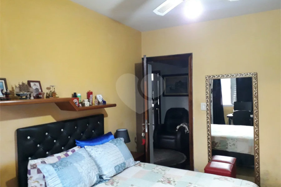 Sobrado à venda com 3 quartos no Brasilândia, São Paulo, SP